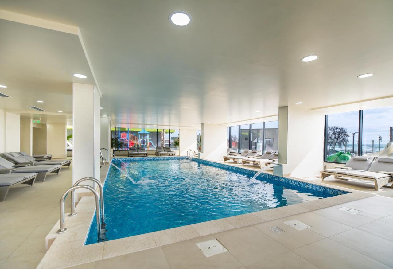 Opal Luxury Apartment 109 Spa N Pool Beach Resort ナボダリ エクステリア 写真
