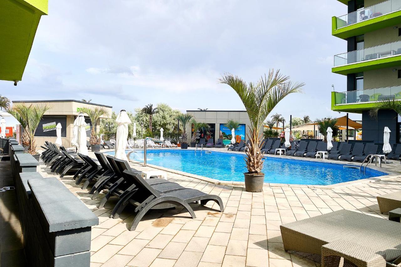 Opal Luxury Apartment 109 Spa N Pool Beach Resort ナボダリ エクステリア 写真